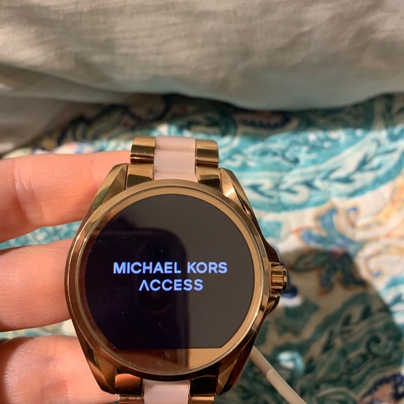 Michael Kors smart watch - Picture 1 of 4